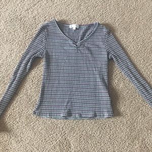 stripped kinda cropped long sleeve.